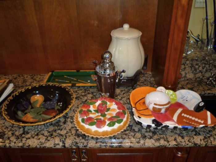 Kitchenware - Decorative Serving Pieces