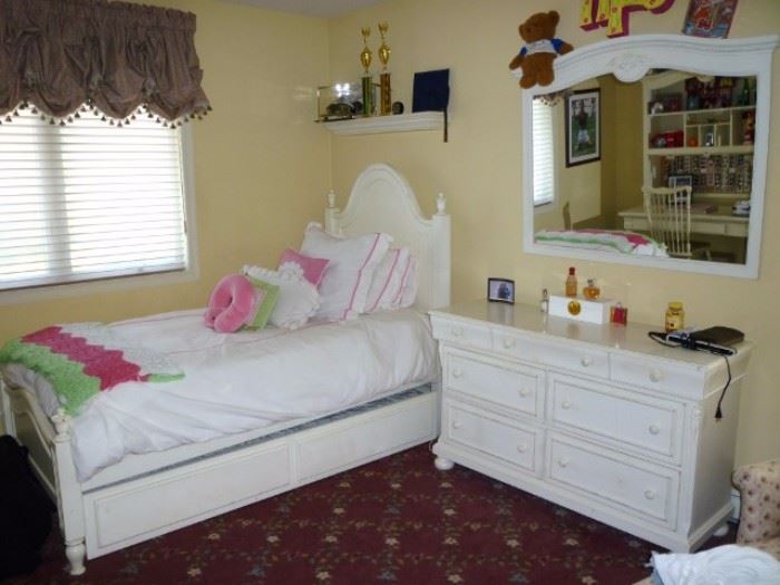 White Bedroom Set with Trundle Bed and Dresser with White Framed Mirror
