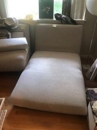 #58 2 piece futon sofa on metalbase Brnad new! 77" wide
$400