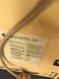 #45 Vintage MAC computer 1mb $100