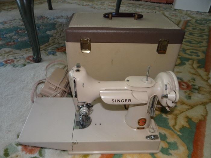 Rare, Beige Color Singer Featherweight Sewing Machine with Case