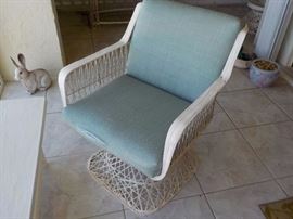 Woven Fiberglass Bar stool