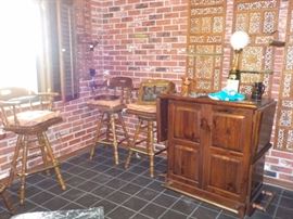 Bar (extends on both side_ with storage in the back