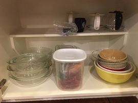 Pyrex, Fire King Casserole Baking Dishes Mixing Bowls