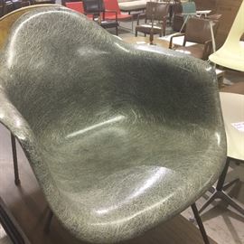 Herman Miller 1st generation Eames chair