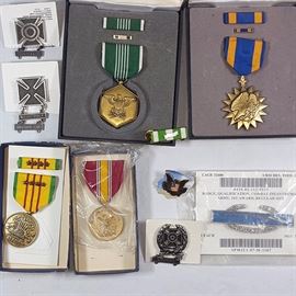 Militaria Medals Vietnam Etc