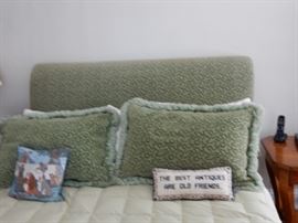 Q-SIZE BED HEADBOARD