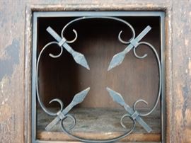 EUROPEAN PIE SAFE DETAIL