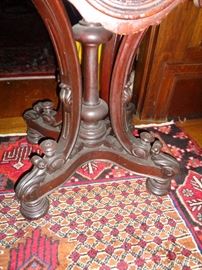CLOSE UP VIEW OF RARE THOMAS BROOKS NEW YORK WOOD CARVER OF WALNUT CIVIL WAR PARLOR MARBLE TOP TABLE