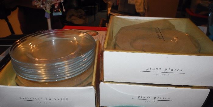 Glass plates in boxes