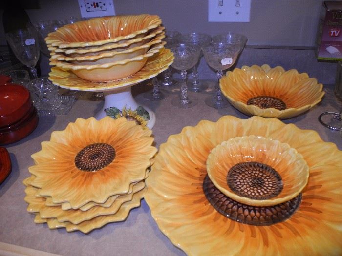 The full sunflower set!