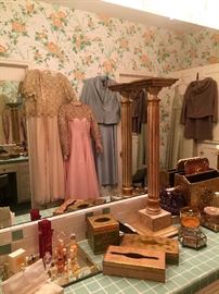 Fabulous evening wear.  Ladies size Large, 16, 18, and some 1X