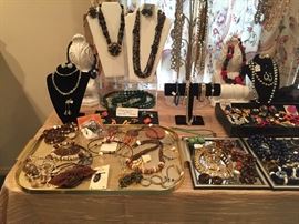 Lots of jewelry