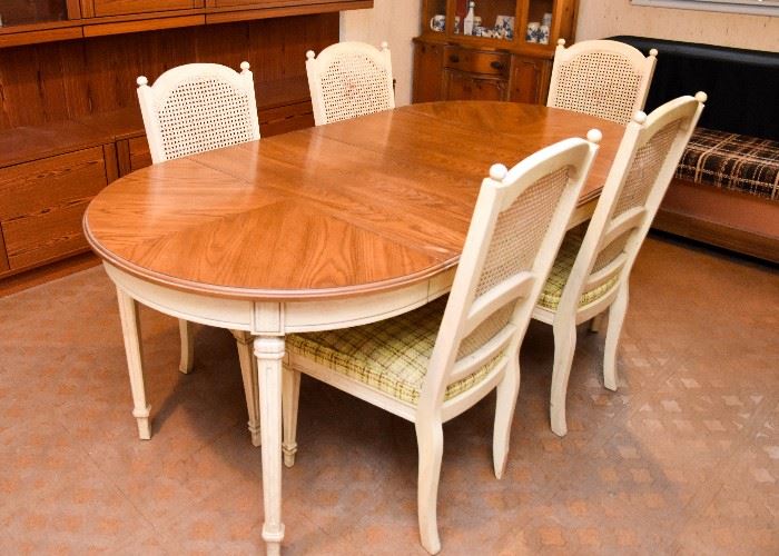 BUY IT NOW! Lot #209, Vintage French Provincial Dining Table & 5 Chairs (2 captain's chairs & 3 side chairs, extension leaf), $250