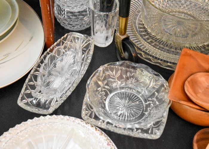 Glass & Crystal Dinnerware / Serving Pieces