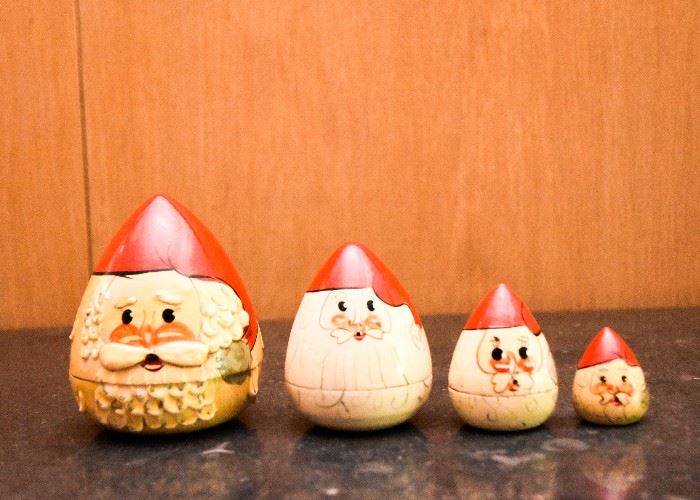 Russian Nesting Dolls / Matryoshka  (Santa Claus)