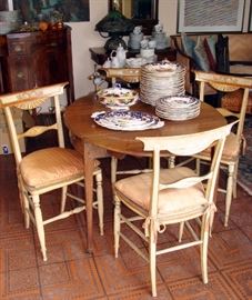 Breakfast set, mahogany drop-leaf table with four painted Italian chairs, Doulton china