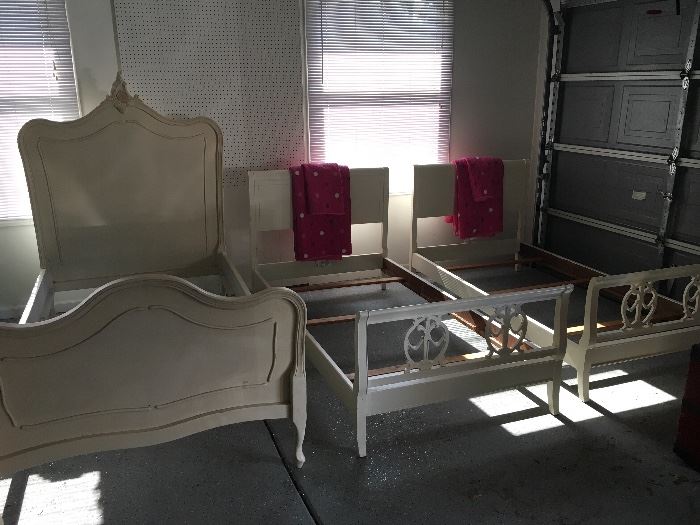 Labelle Provence bed and a twin bed set.