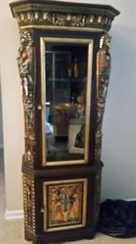 Beautiful display cabinet...details in the next few pictures