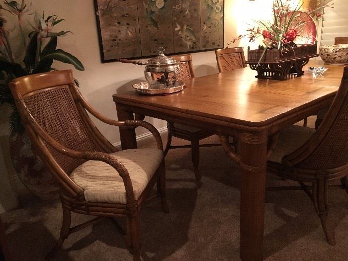 Vey comfortable dining table chairs!