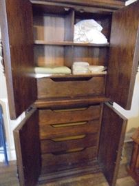 Armoire w/5 drawers