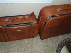 2 pc luggage soft side set