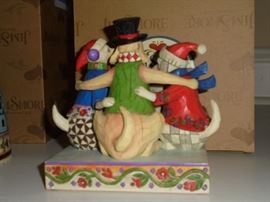 Jim Shore figurines: (with boxes) Caroling Canines 