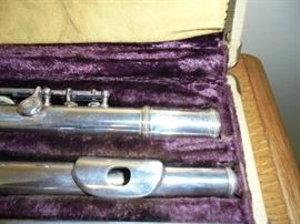 W.T.Armstrong flute in case silver over nickle 67585