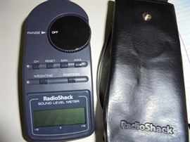Radio Shack sound level meter w/soft case