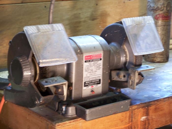 Vintage Sears Craftsman workbench grinder w/light