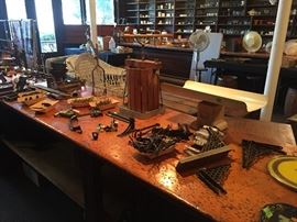 Cider press, scale, hardware