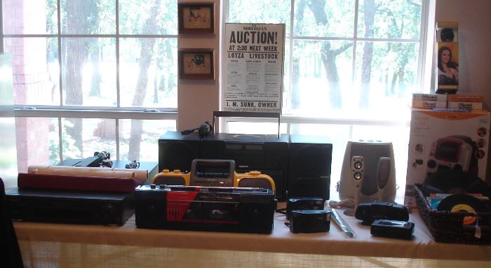 Karaoke system, vintage electronics