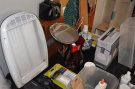 Apollo briteLITE 6, magnifying mirror, peacock beaded placemats (4), assorted