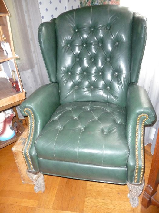 chesterfield recliner