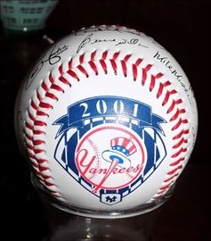 2001 Yankees Signature Baseball (printed)