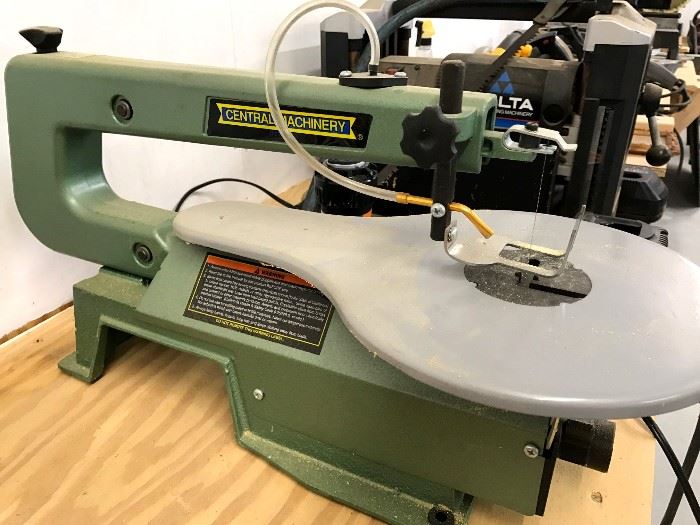 Central Machinery 16 in scroll saw with original box