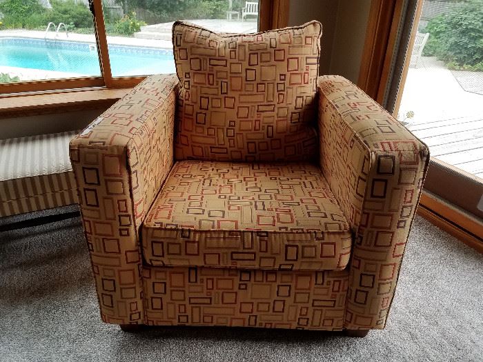 Mid century comfort chair