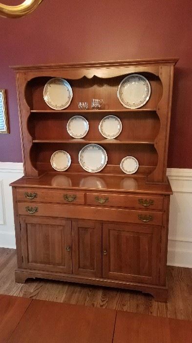 Willet Solid Elswick Cherry Hutch