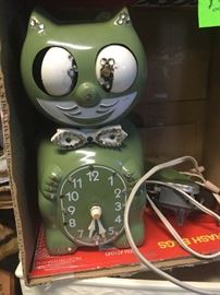green cat clock
