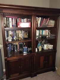 CHERRY WOOD LIGHTED BOOKSHELVES