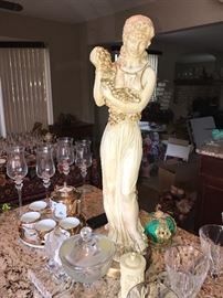 GREEK GODDESS STATUE
