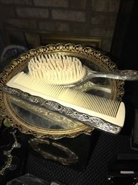 VINTAGE BRUSH AND MIRROR SET