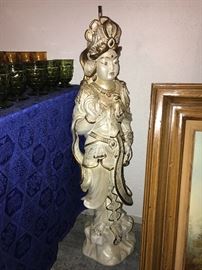 ANTIQUE LAMP STATUE
