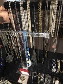 TONS OF COSTUME JEWELRY