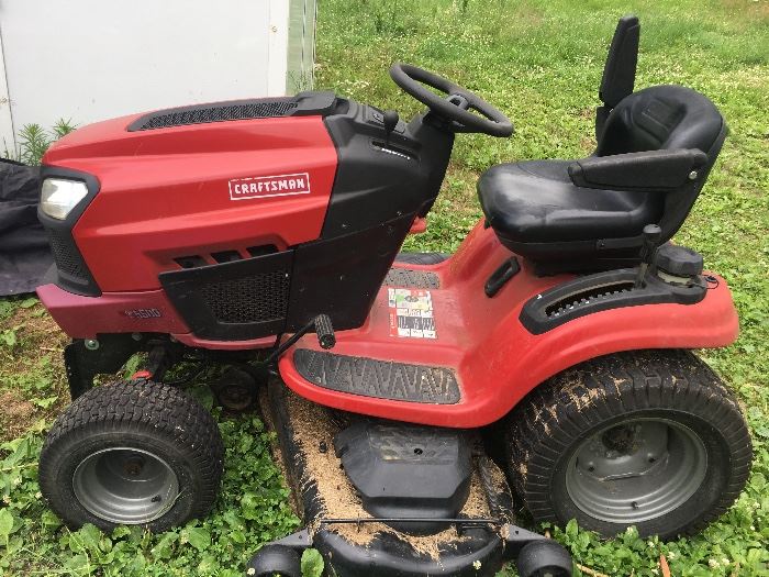 Craftsman riding lawn mower. Electric start, 24 HP, 54 inch deck, only 90 hours!!!!