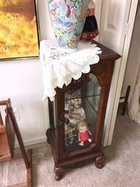 HUGE COLLECTION OF ANTIQUE AND VINTAGE DOLLS