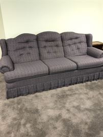 VINTAGE COUNRTY STYLE SOFA