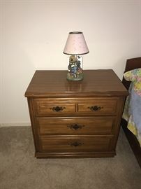 NIGHTSTAND 