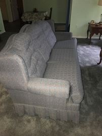 VINTAGE COUNRTY STYLE SOFA