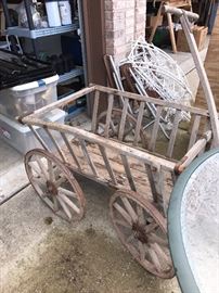 WOODEN CART